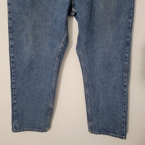 Vintage Wrangler Blue Relaxed Fit Straight Leg Jeans - Picture 3 of 11